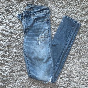 AE HIGH RISE JEANS
